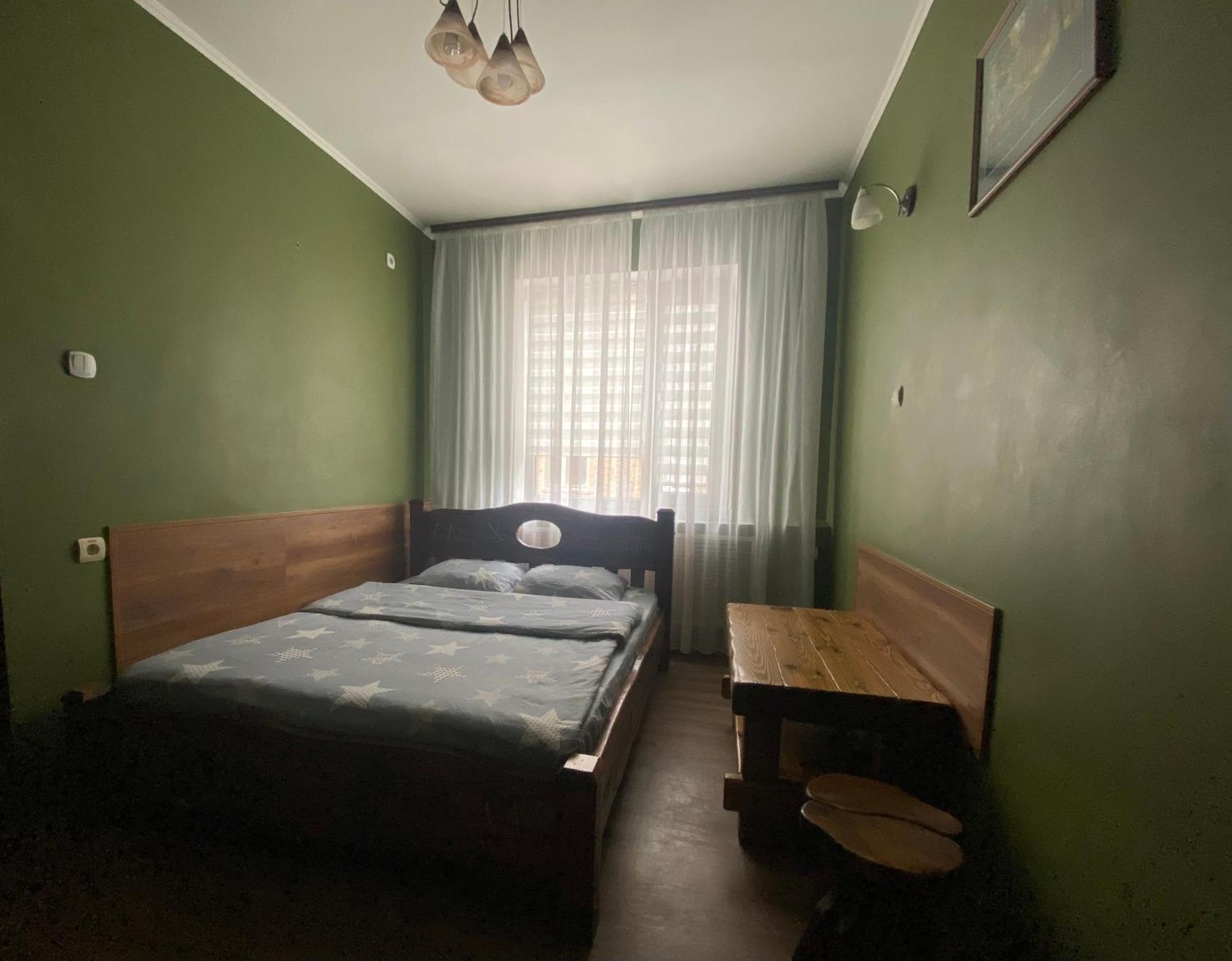 Mini-Hotel Neptun Ρίβνε Εξωτερικό φωτογραφία